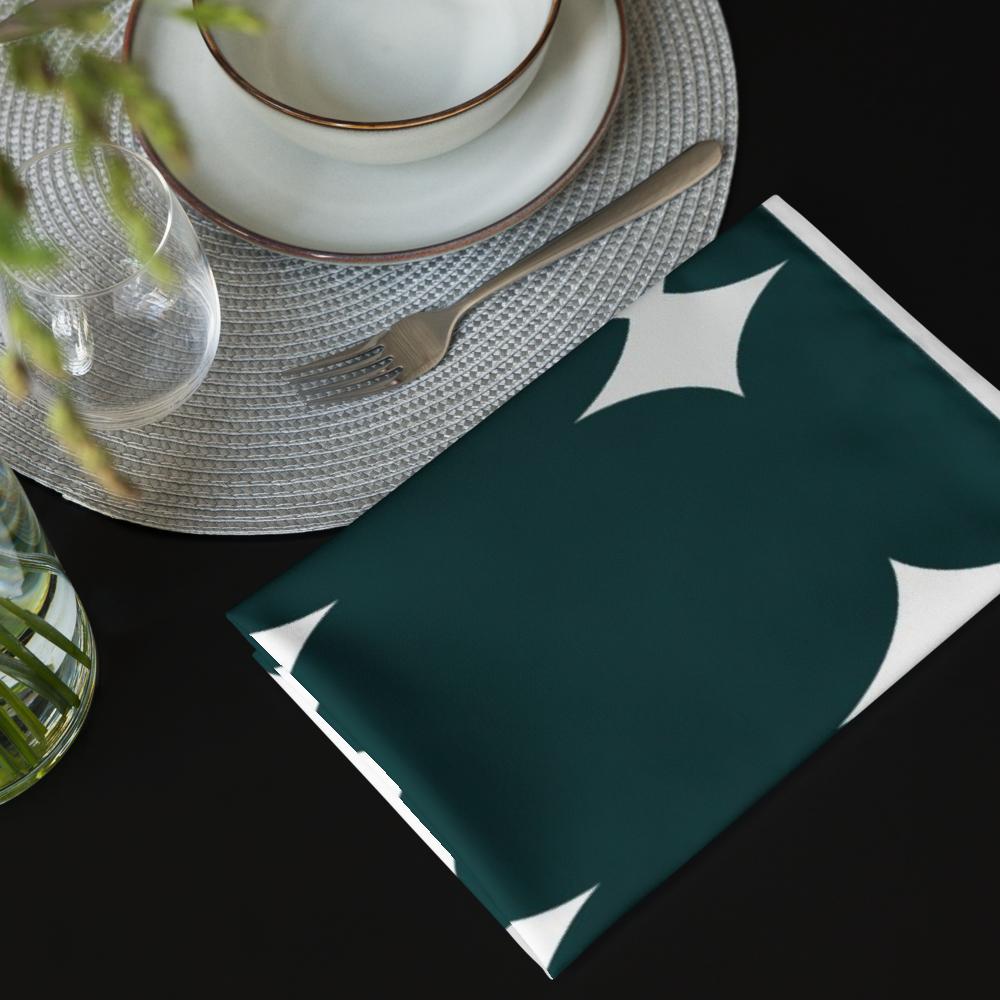 Green and White Cloth Napkin Set – 20x20 Inch Reusable Fabric Dinner Napkins with Modern Pattern Design | Elegant Table Linens for Everyday Dining, Parties & Special Occasions