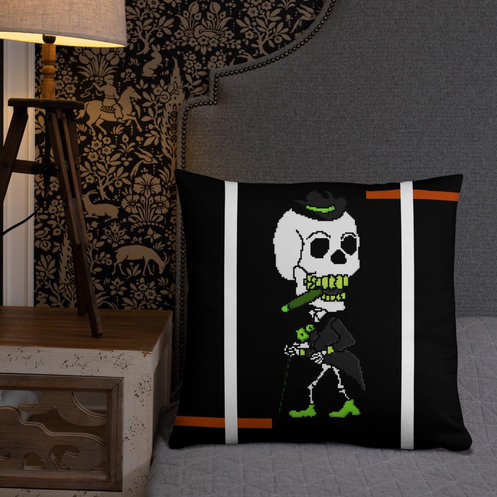 Black & White Halloween Throw Pillow – 22x22 Spooky Decorative Cushion