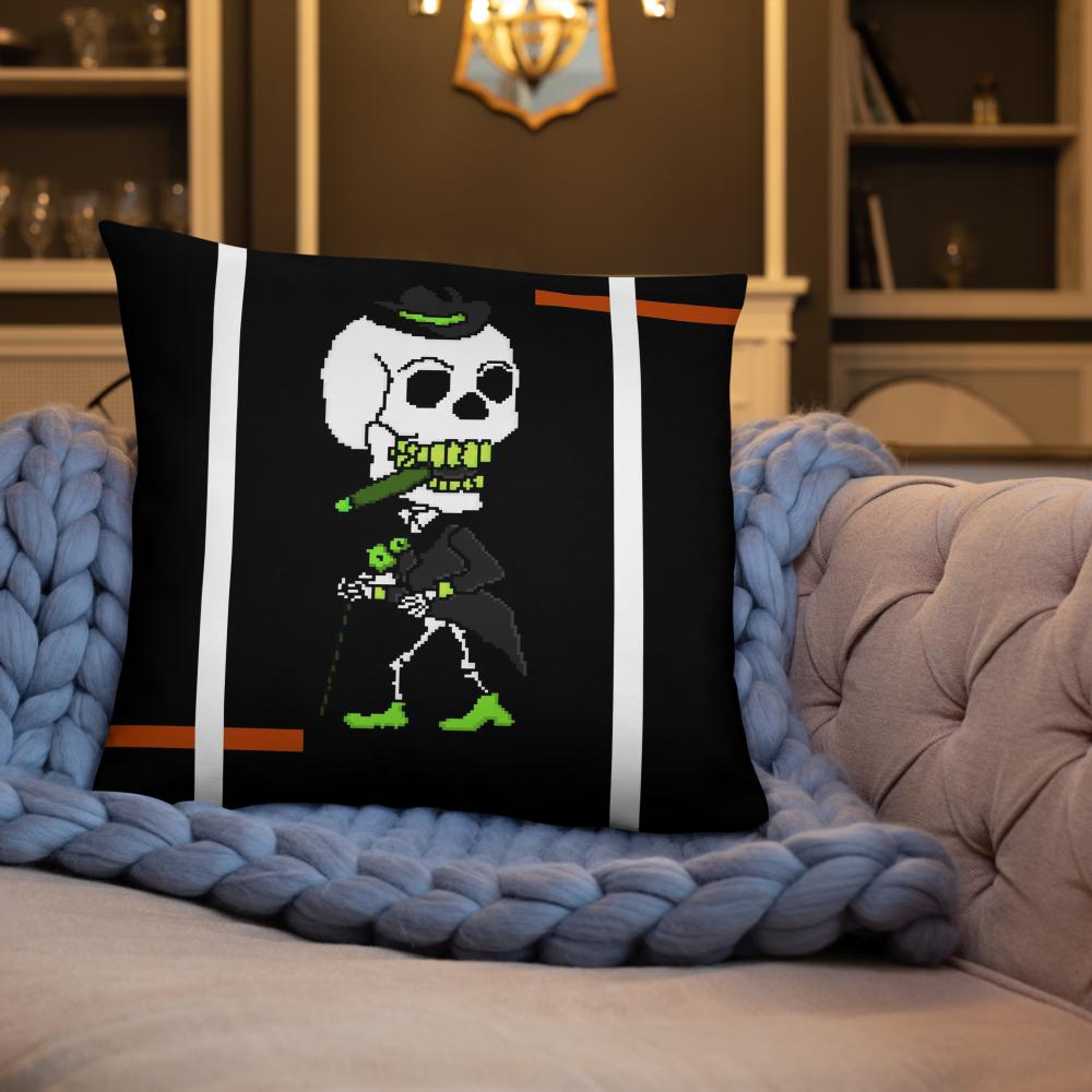 Black & White Halloween Throw Pillow – 22x22 Spooky Decorative Cushion