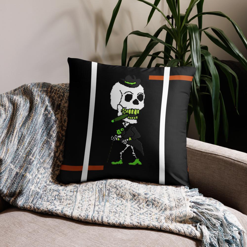 Black & White Halloween Throw Pillow – 22x22 Spooky Decorative Cushion