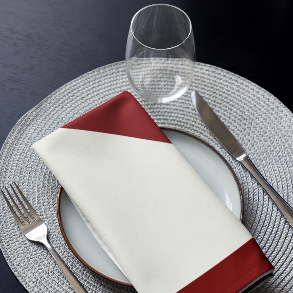 Red & White Christmas Cloth Napkin Set (4) — 20 x 20 in Reusable Polyester Dinner Napkins