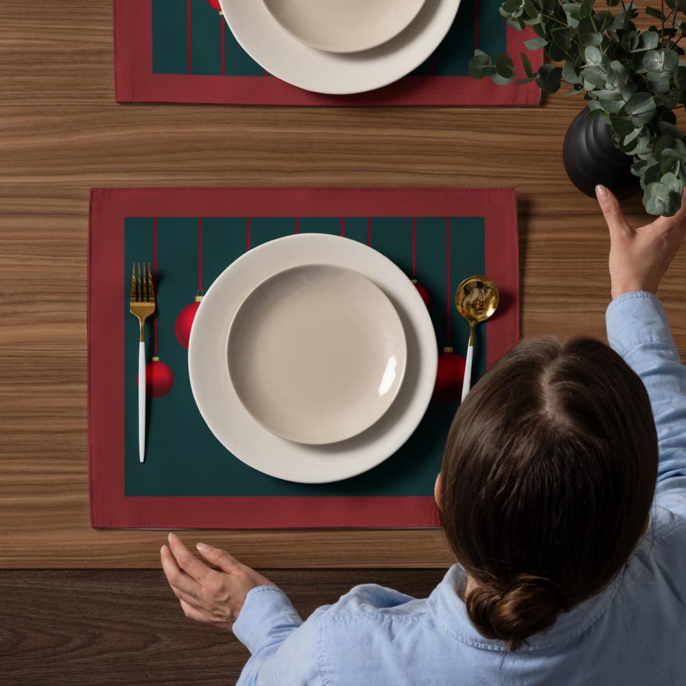 Christmas Placemats Set of 4 | Red & Green Holiday Table Decor (18x14 in)
