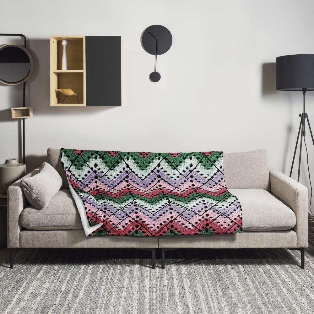 Pastel Zigzag Throw Blanket – 50x60” Soft Multicolor Fleece with Black Dotted Line Accents