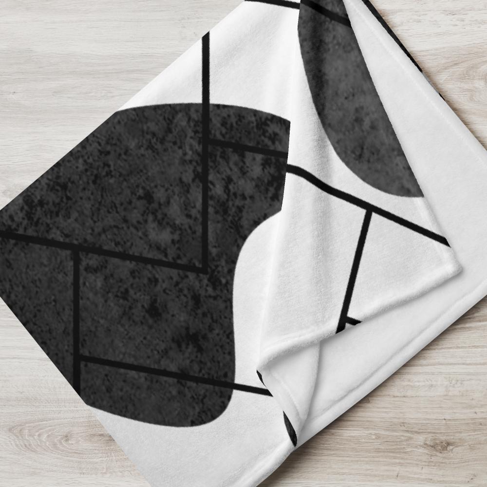 Black Abstract Zigzag Throw Blanket – 50x60” Modern White & Black Cozy Blanket for Minimalist Decor
