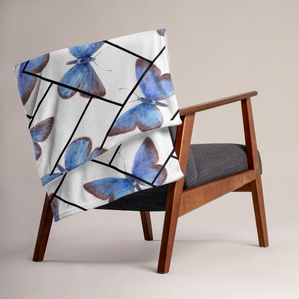 Blue Butterfly Zigzag Throw Blanket – 50x60” Soft White & Black Fleece with Delicate Modern Design